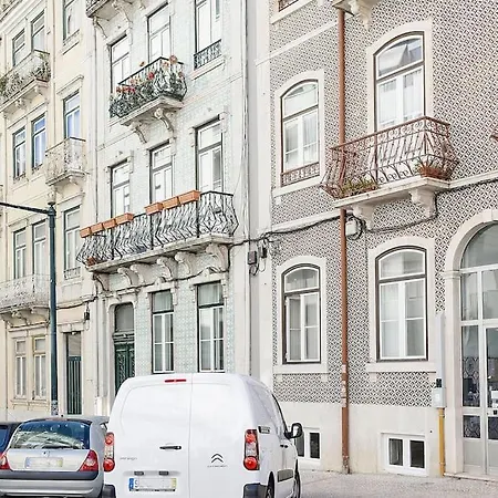 Appartamento Place - Historic Center With Terrace Lisbona